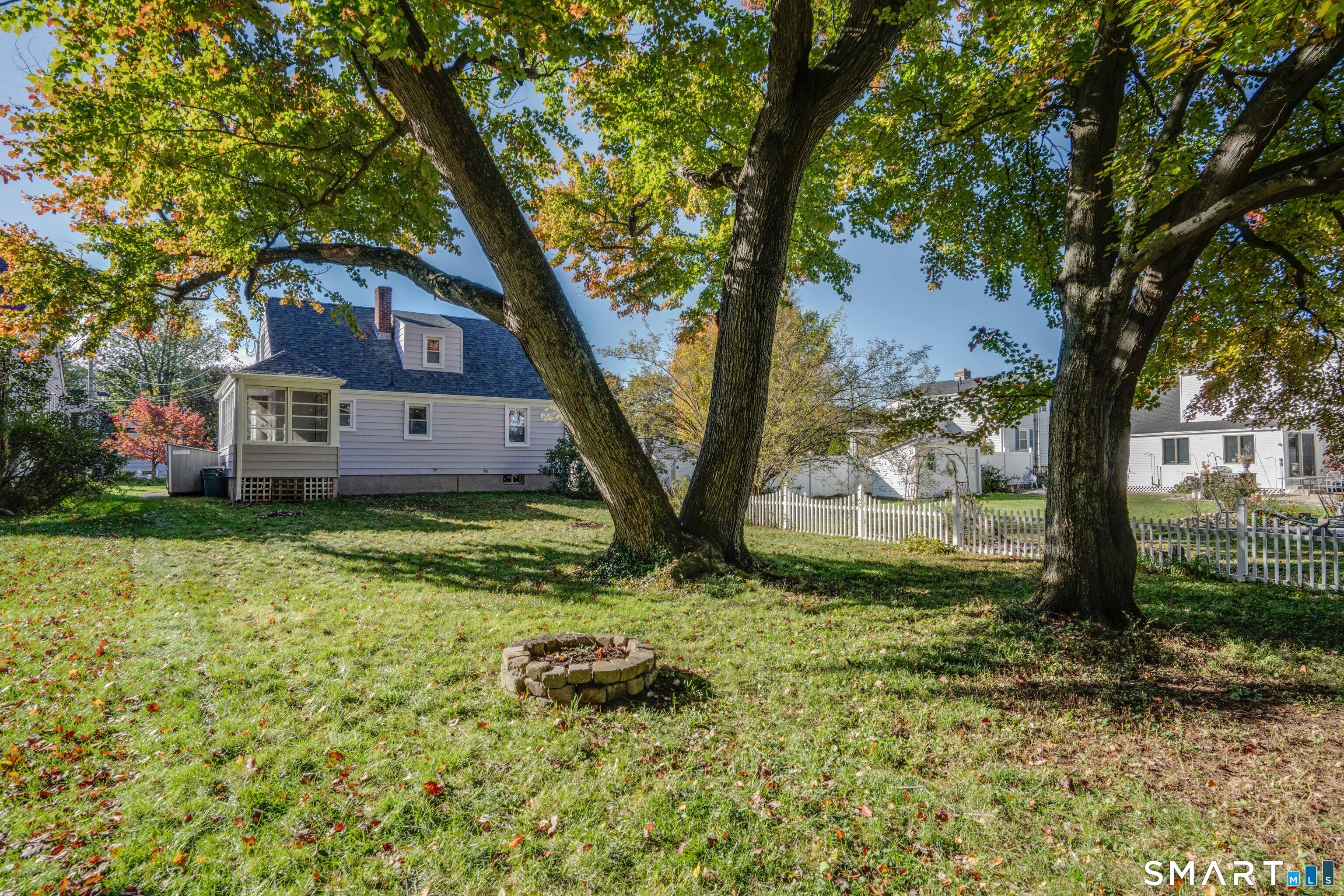 16 Kenlock Street Newington CT 06111