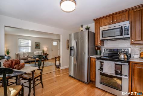 16 Kenlock Street Newington CT 06111