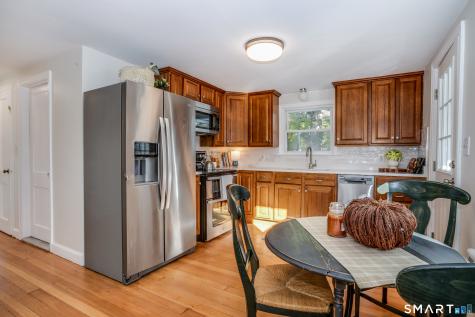 16 Kenlock Street Newington CT 06111