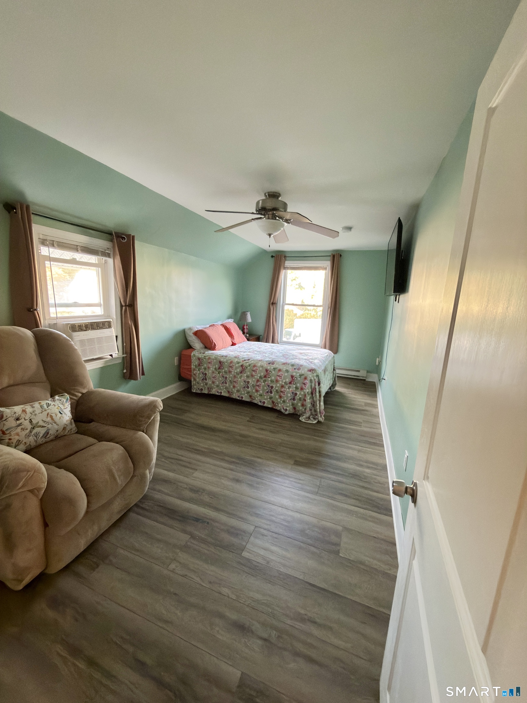70 Broad Place Bristol CT 06010