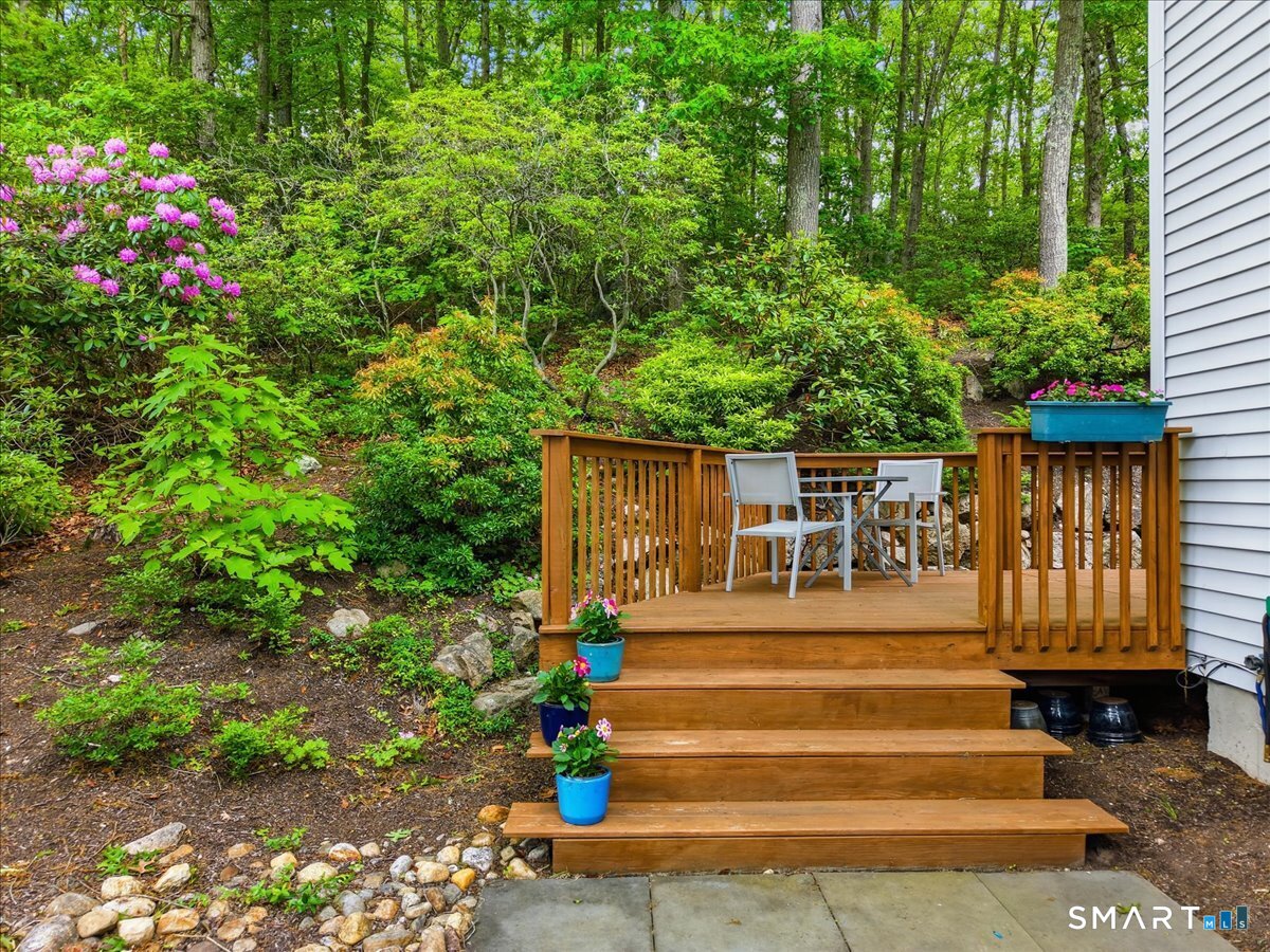 30 Yorkshire Drive Waterford CT 06385