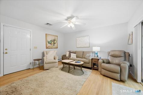 30 Yorkshire Drive Waterford CT 06385