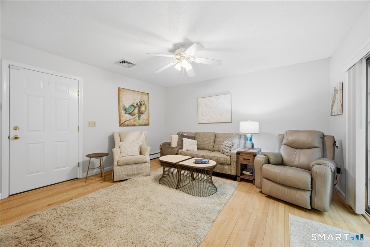 30 Yorkshire Drive Waterford CT 06385