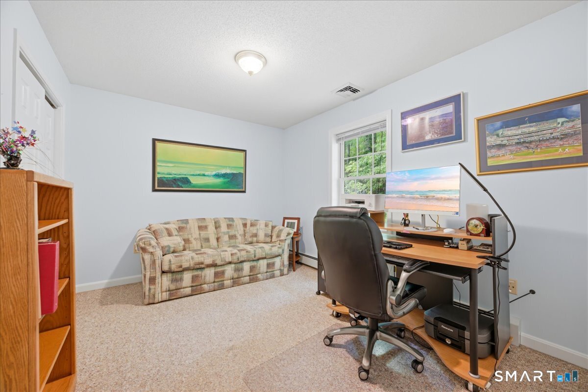 30 Yorkshire Drive Waterford CT 06385