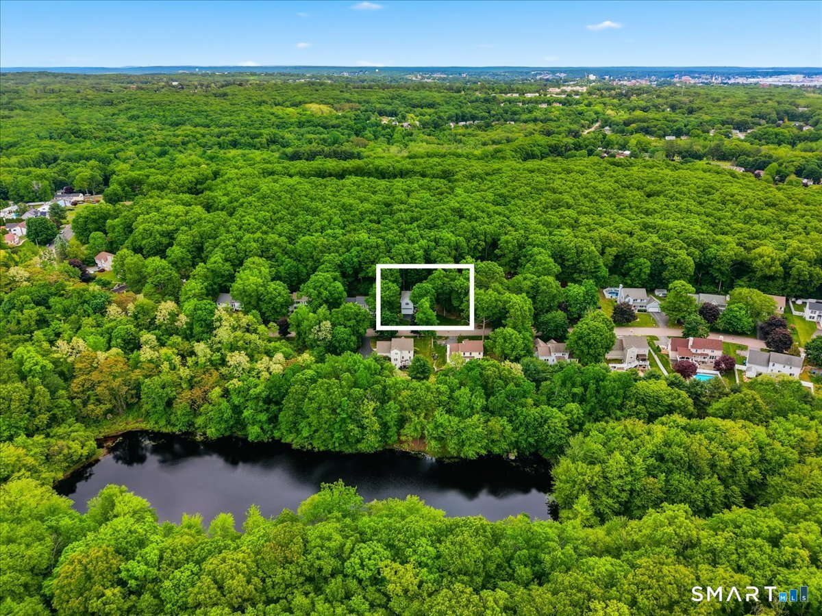 30 Yorkshire Drive Waterford CT 06385