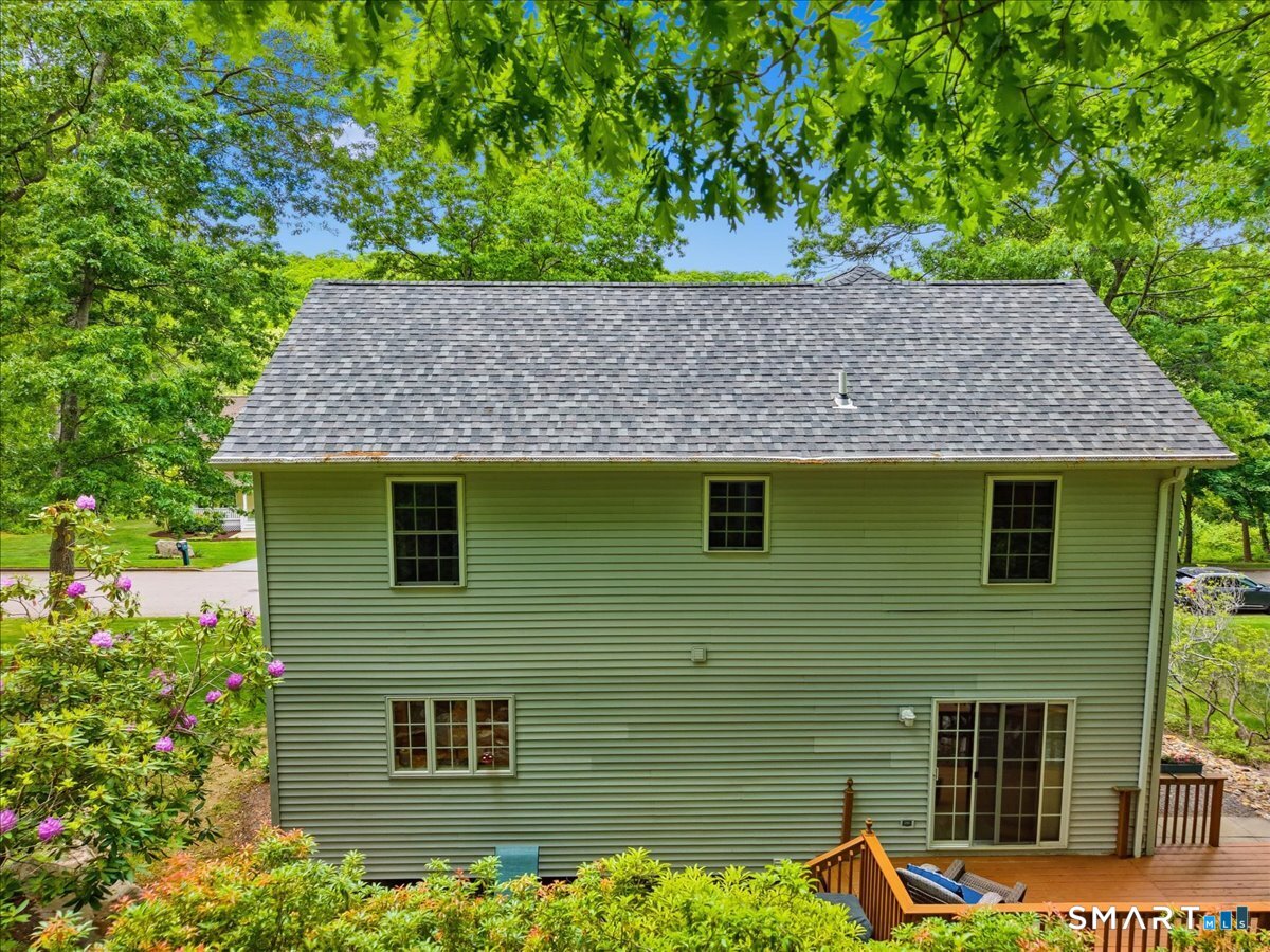 30 Yorkshire Drive Waterford CT 06385