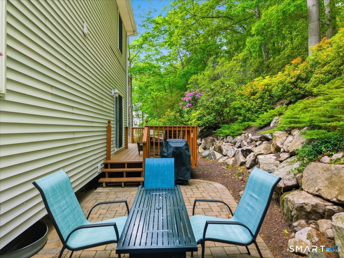 30 Yorkshire Drive Waterford CT 06385