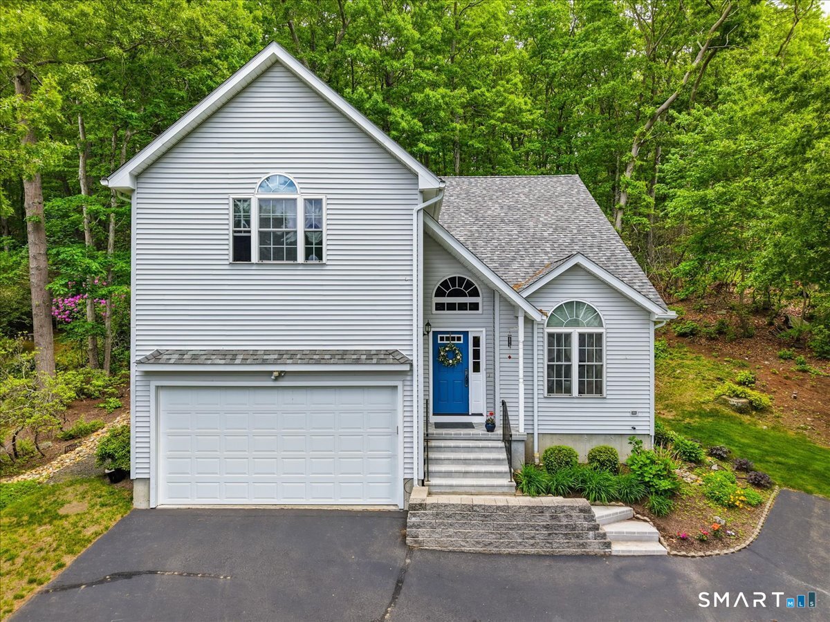 30 Yorkshire Drive Waterford CT 06385