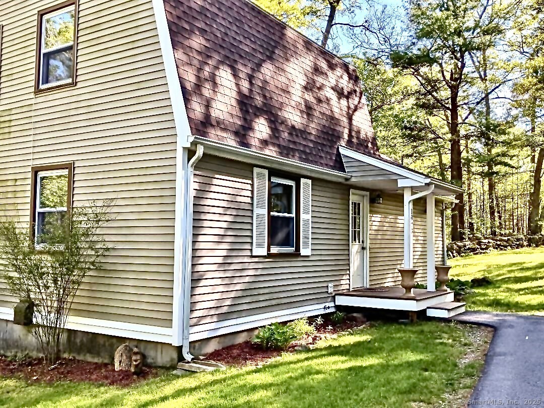 1023 Providence Pike Killingly CT 06239