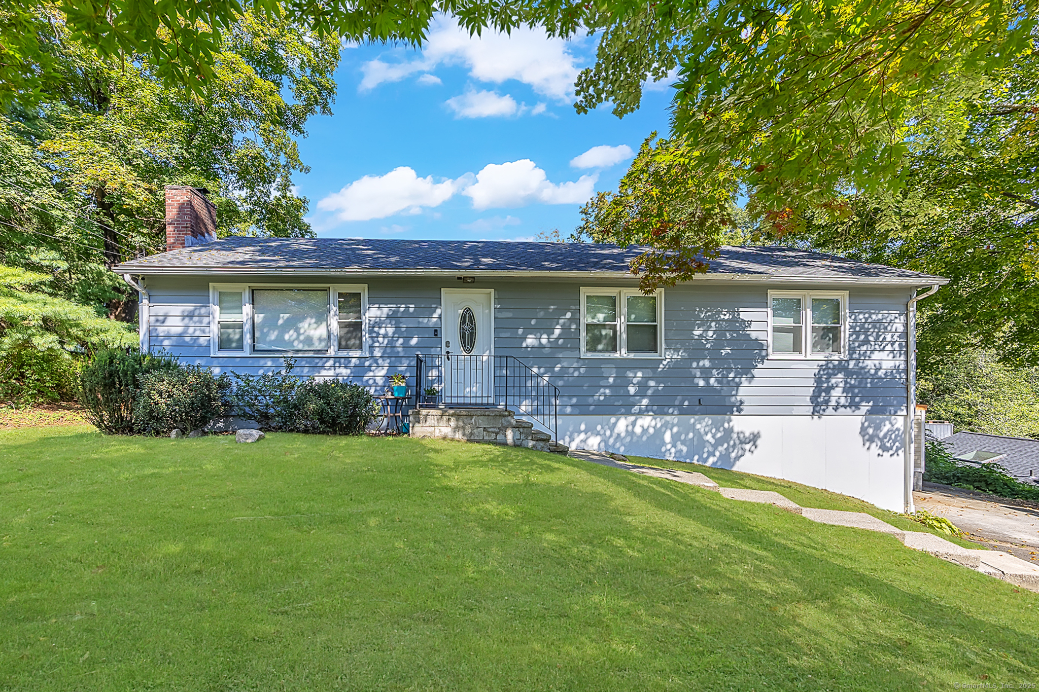 47 Blackberry Road Danbury CT 06811