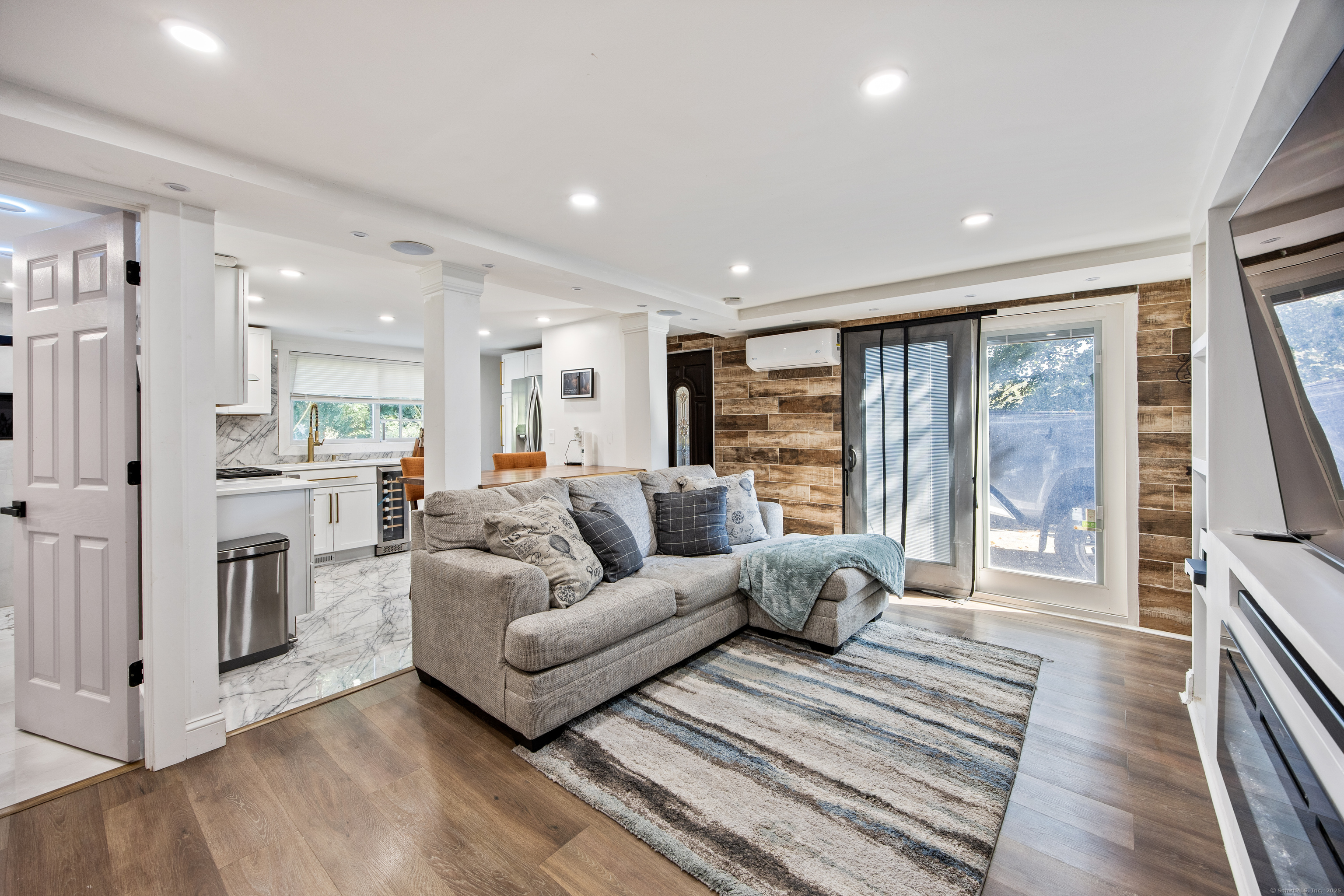 47 Blackberry Road Danbury CT 06811