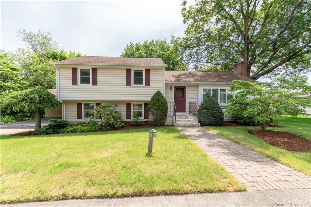 215 Sandquist Circle Hamden CT 06514