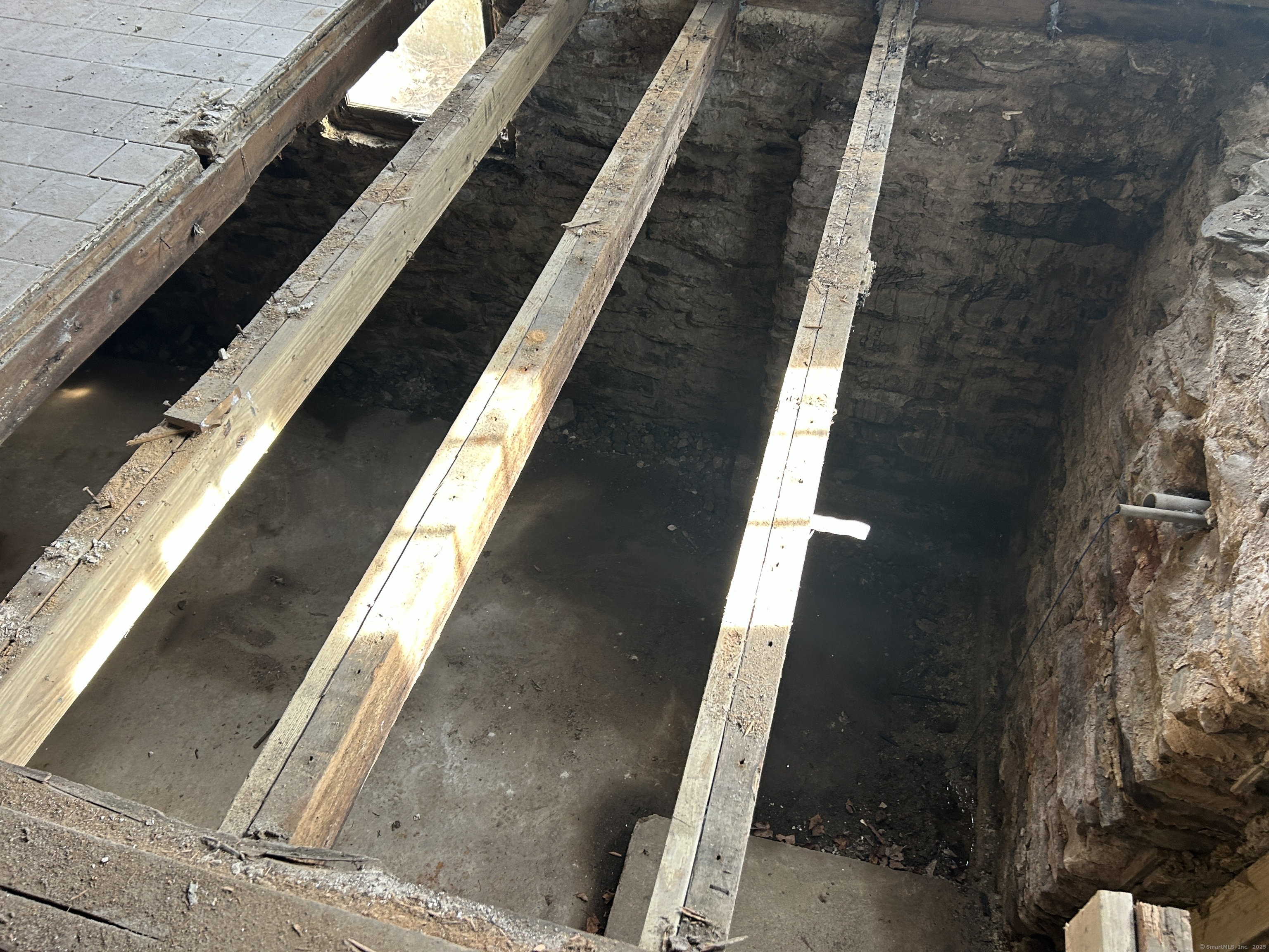 297 Main Street Hampton CT 06247