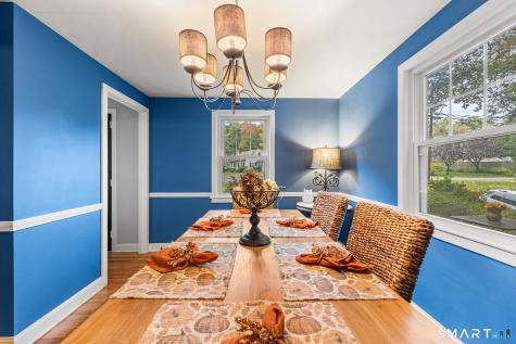 7 Robin Road Simsbury CT 06070