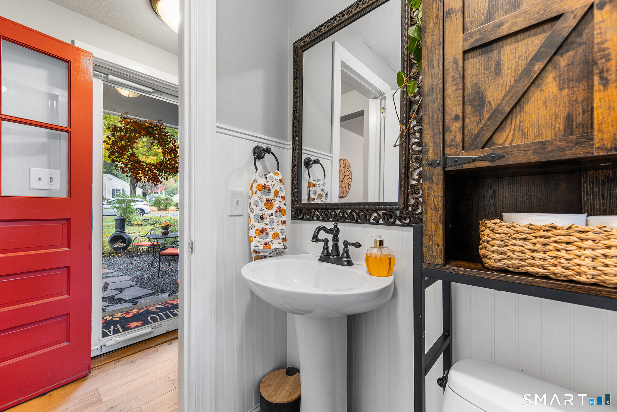 7 Robin Road Simsbury CT 06070