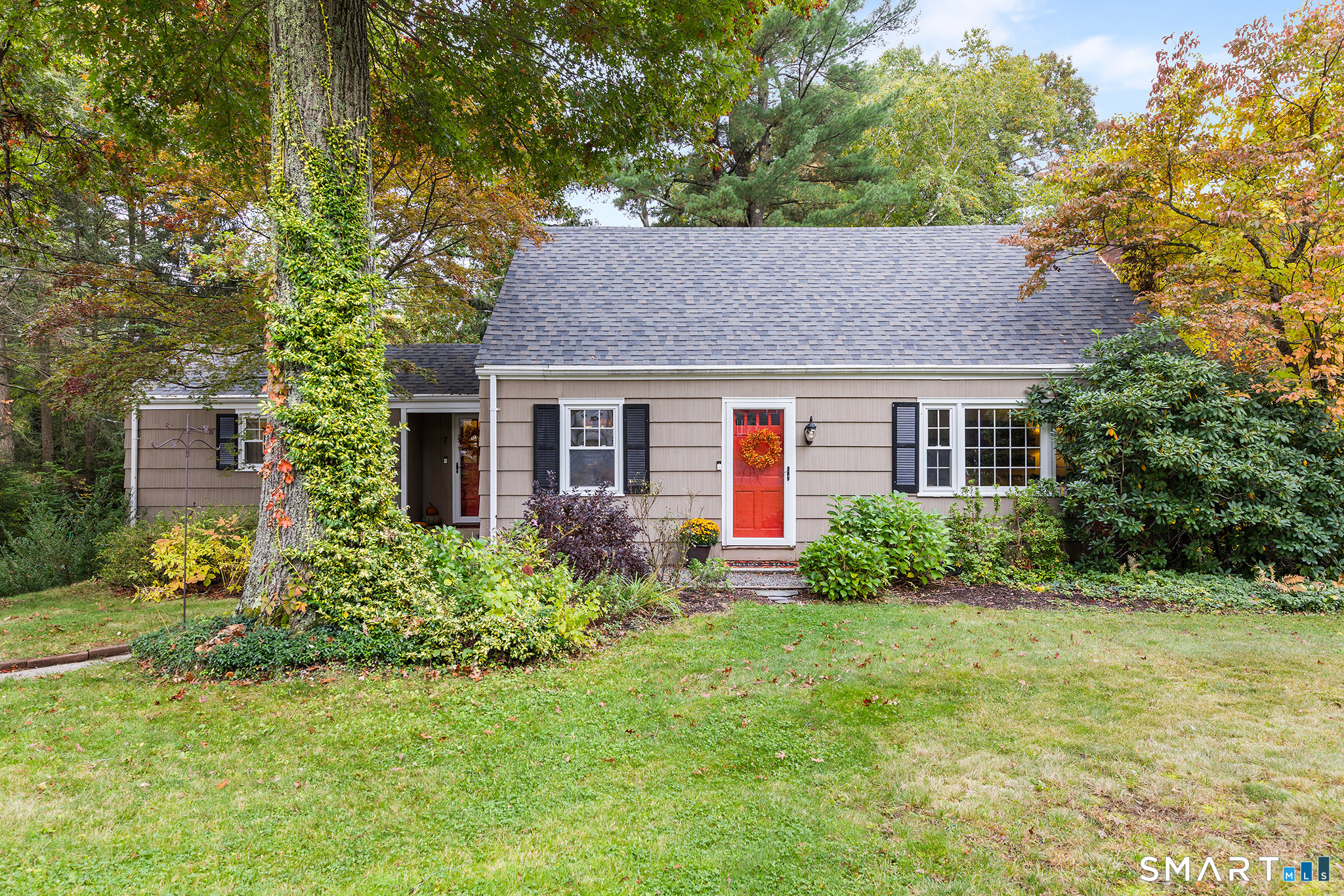 7 Robin Road Simsbury CT 06070