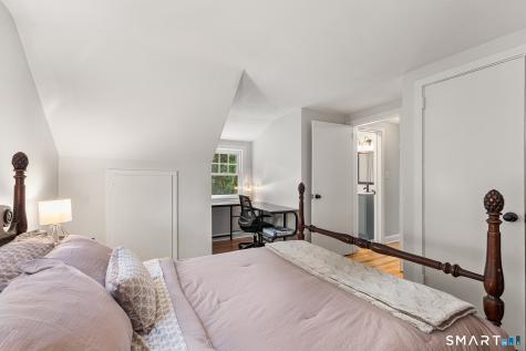 7 Robin Road Simsbury CT 06070
