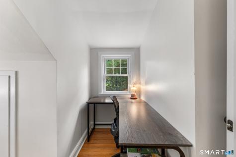 7 Robin Road Simsbury CT 06070