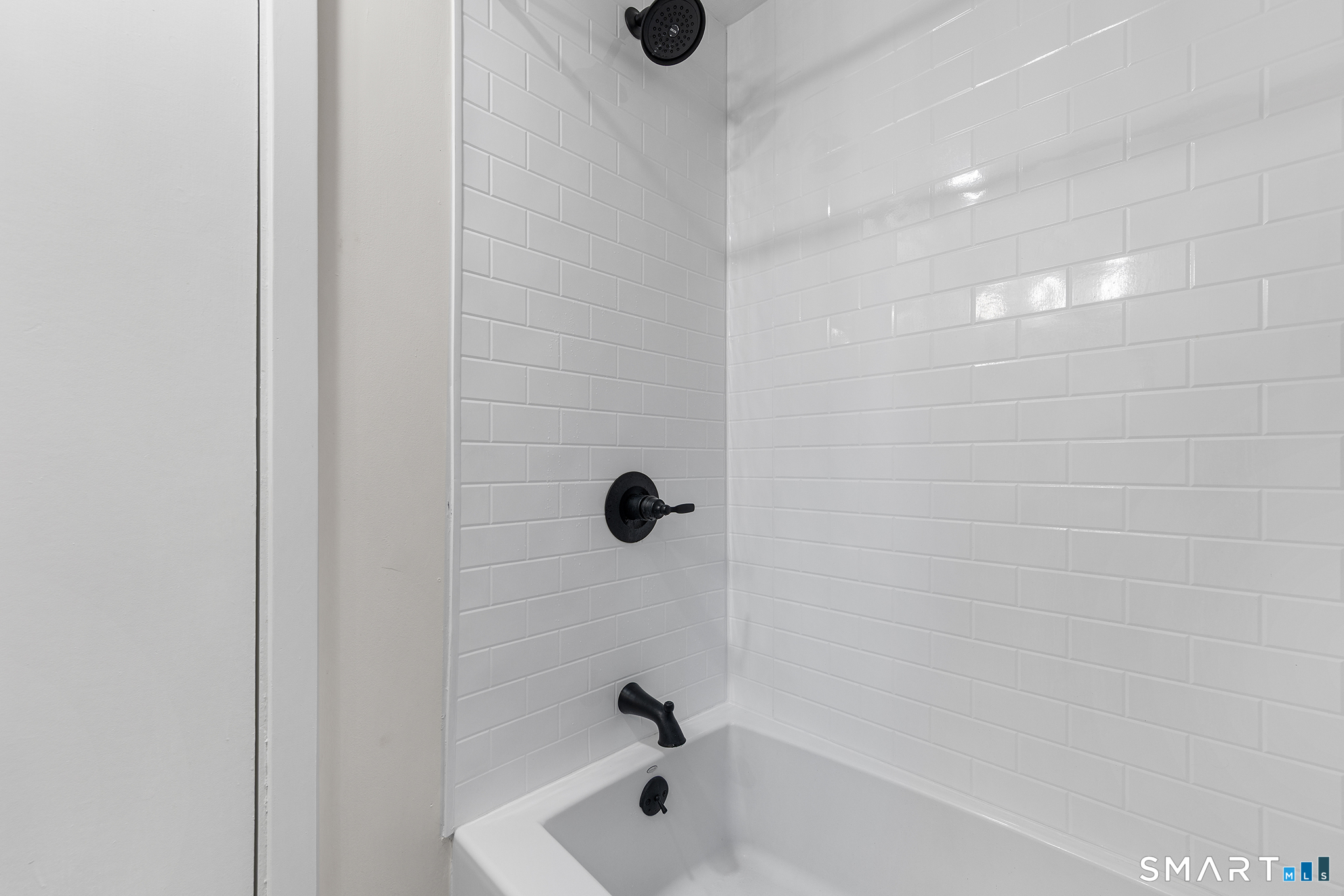 7 Robin Road Simsbury CT 06070