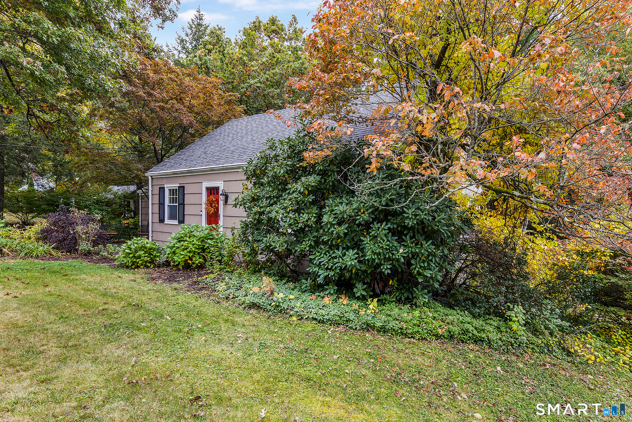 7 Robin Road Simsbury CT 06070