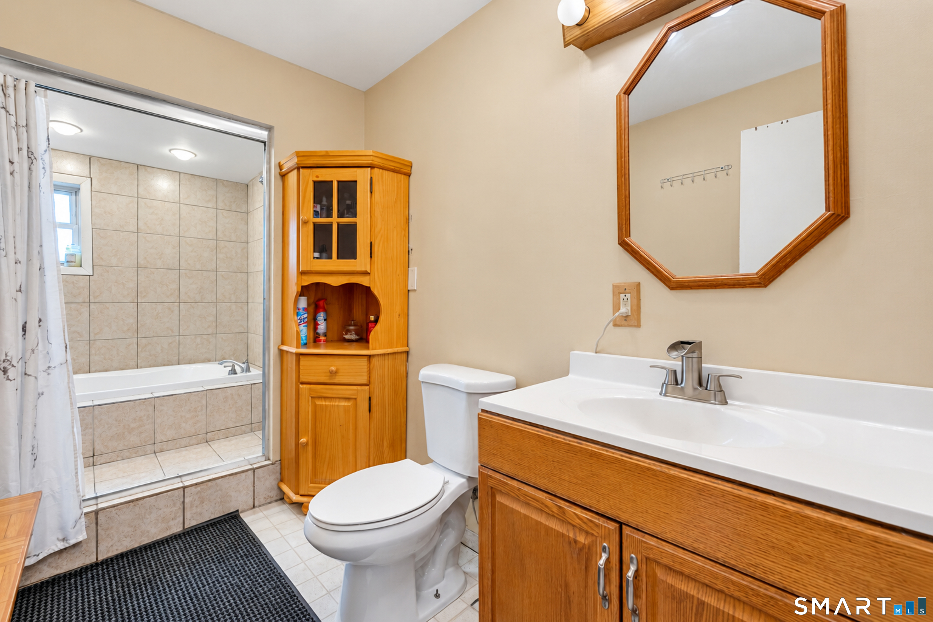 3 Suffolk Street Waterbury CT 06704
