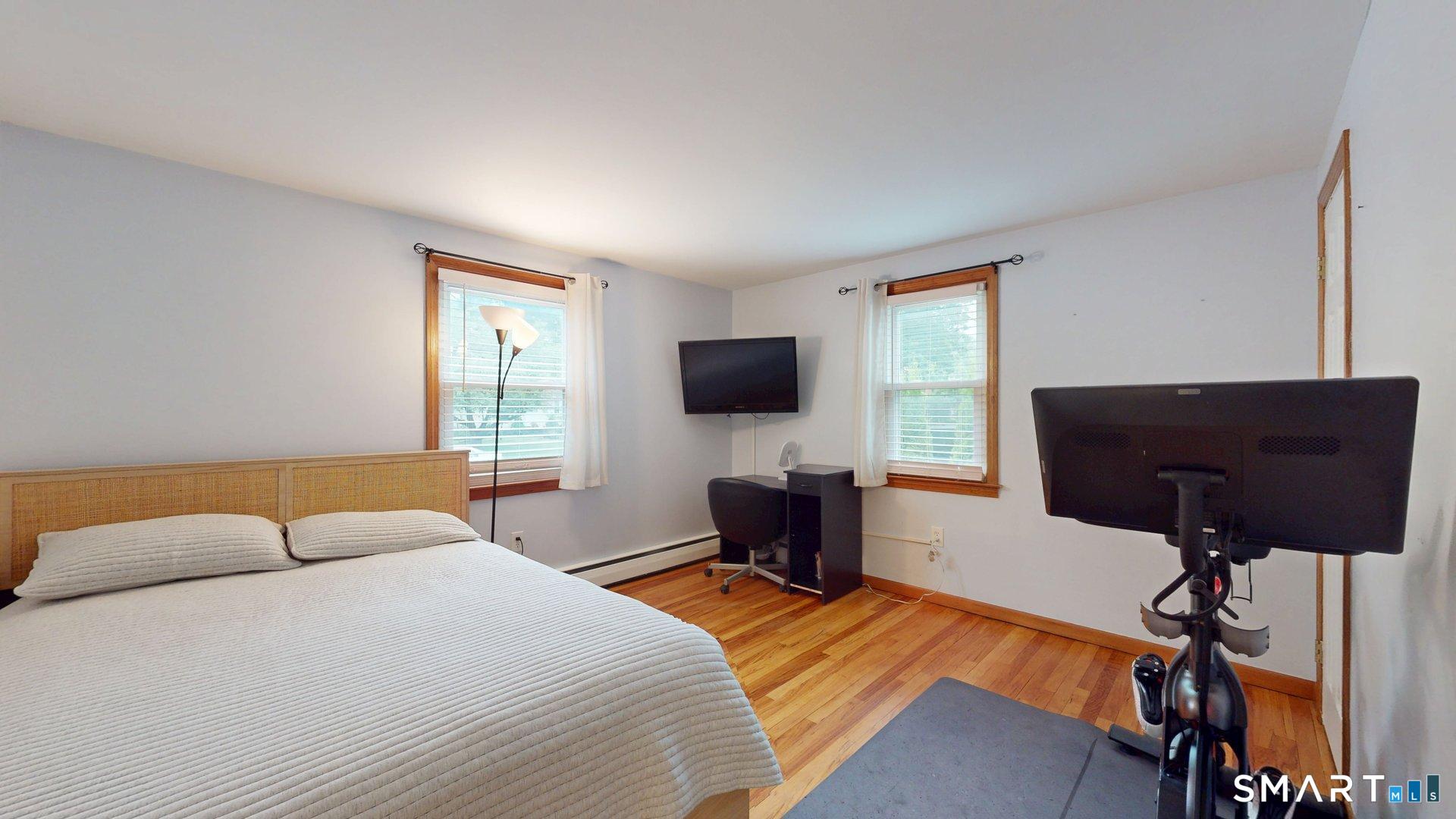 30 Sidor Drive Enfield CT 06082