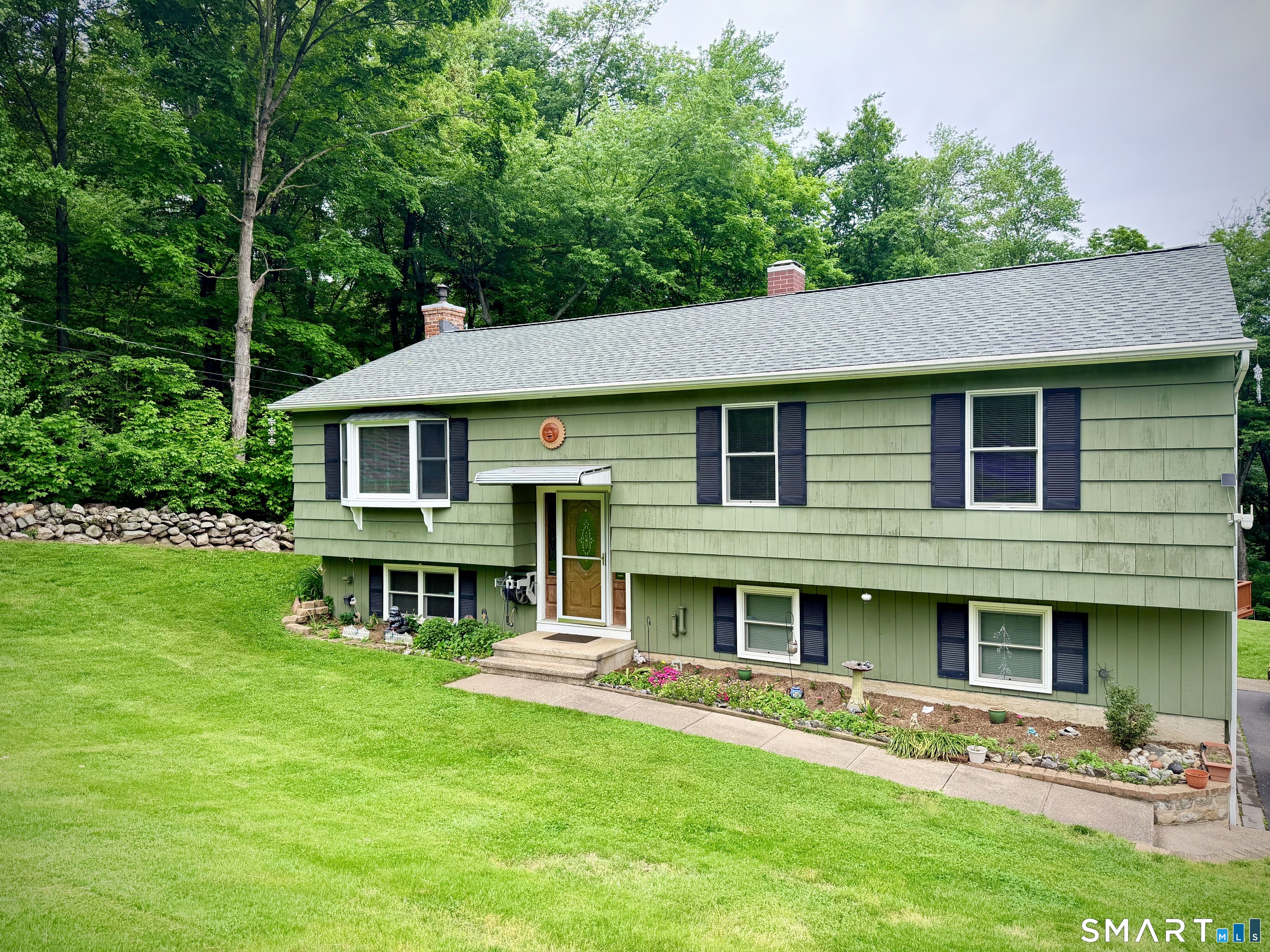 10 White Birch Lane Beacon Falls CT 06403