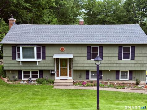 10 White Birch Lane Beacon Falls CT 06403