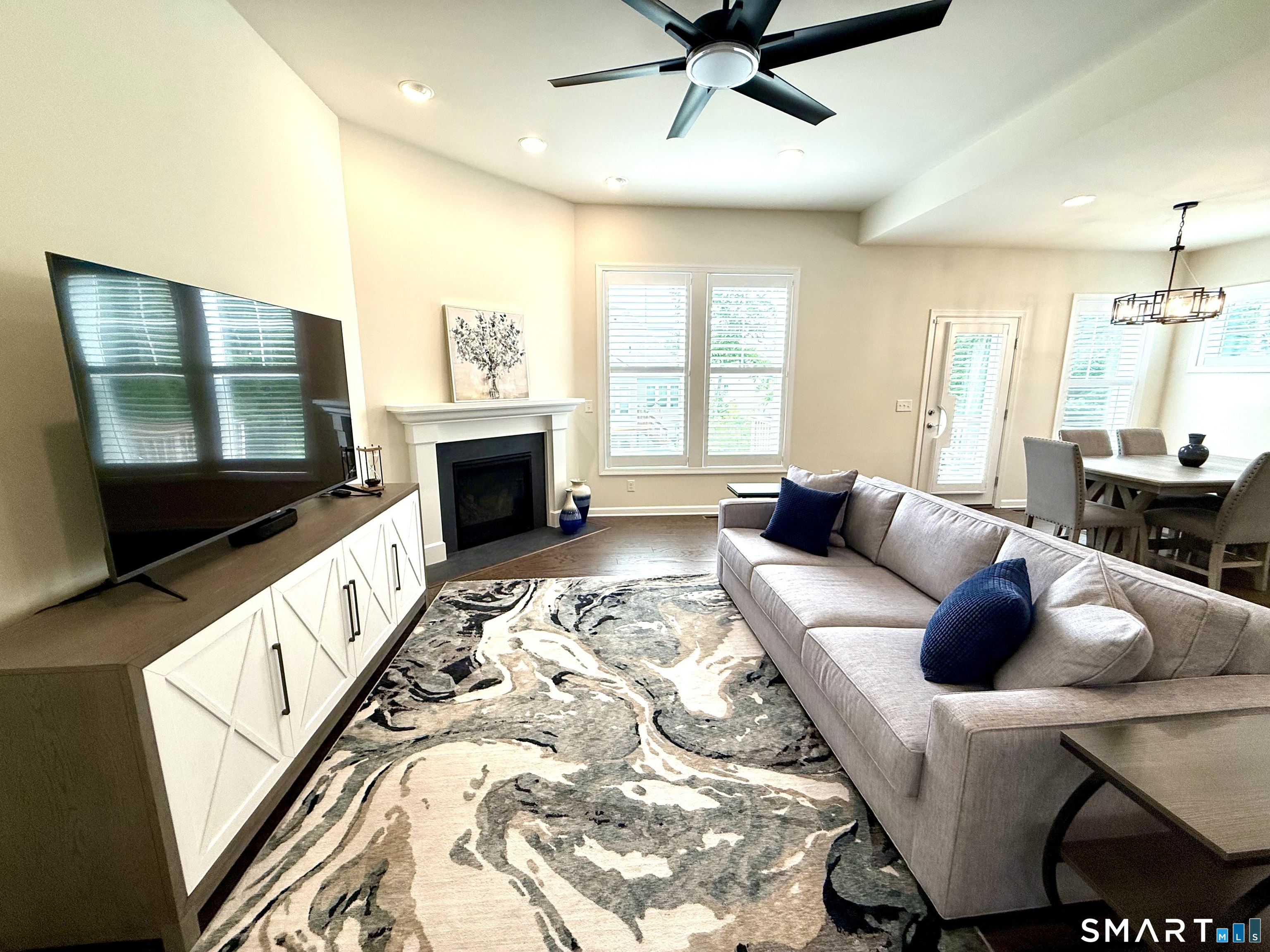 941 Mackenzie Lane Oxford CT 06478