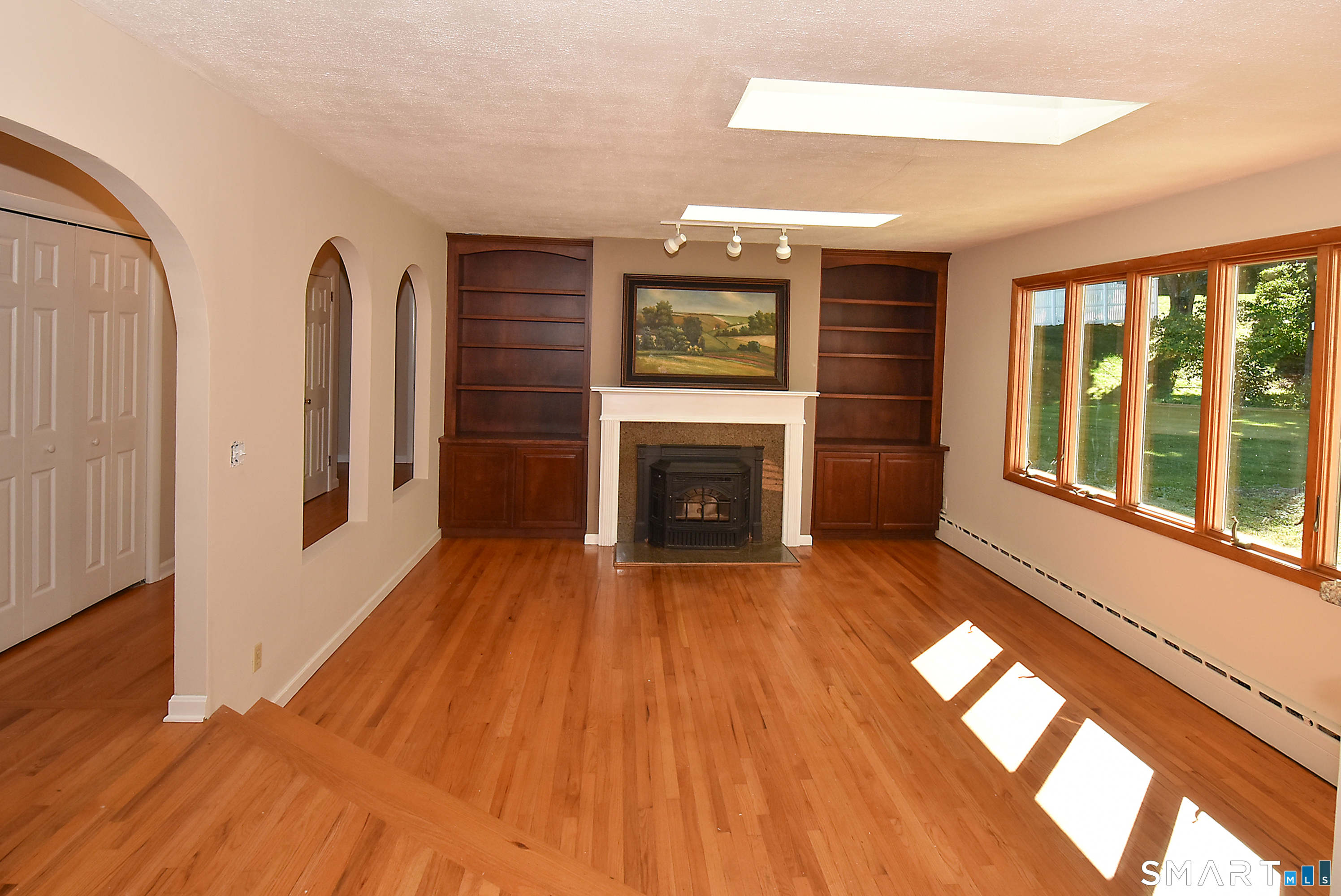 27 Gail Drive Ellington CT 06029