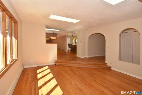 27 Gail Drive Ellington CT 06029