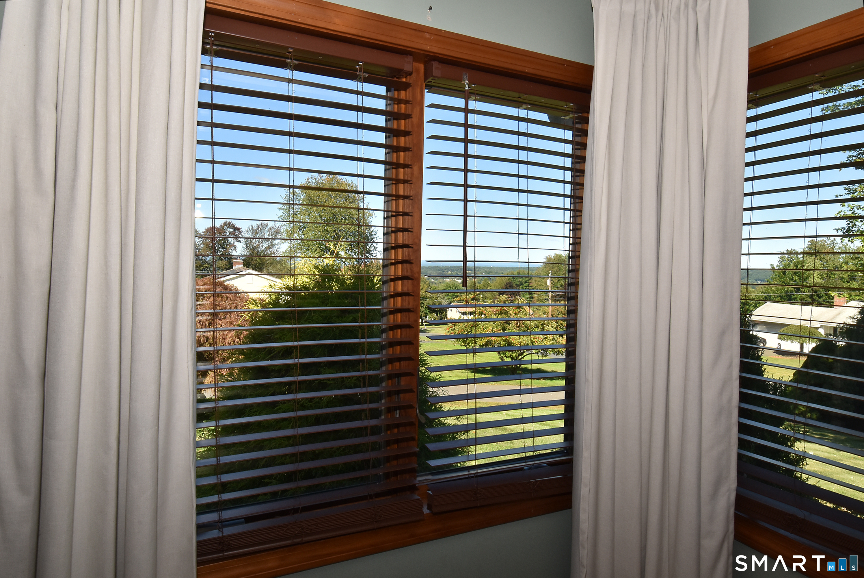 27 Gail Drive Ellington CT 06029