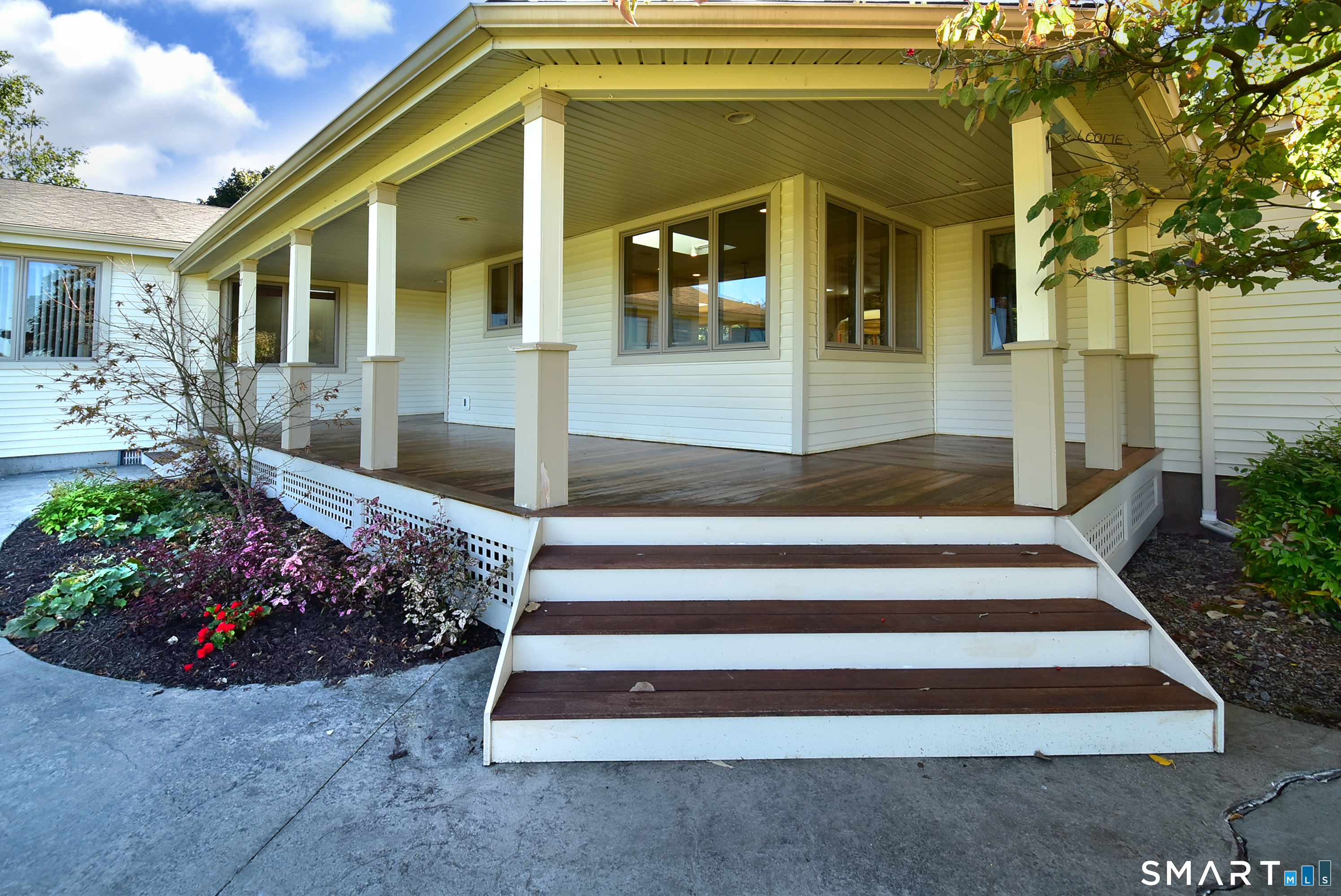 27 Gail Drive Ellington CT 06029