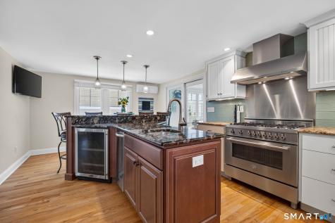 81 Hartford Avenue Old Saybrook CT 06475
