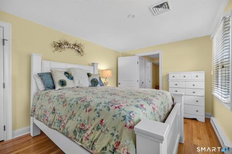 81 Hartford Avenue Old Saybrook CT 06475