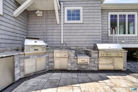 81 Hartford Avenue Old Saybrook CT 06475