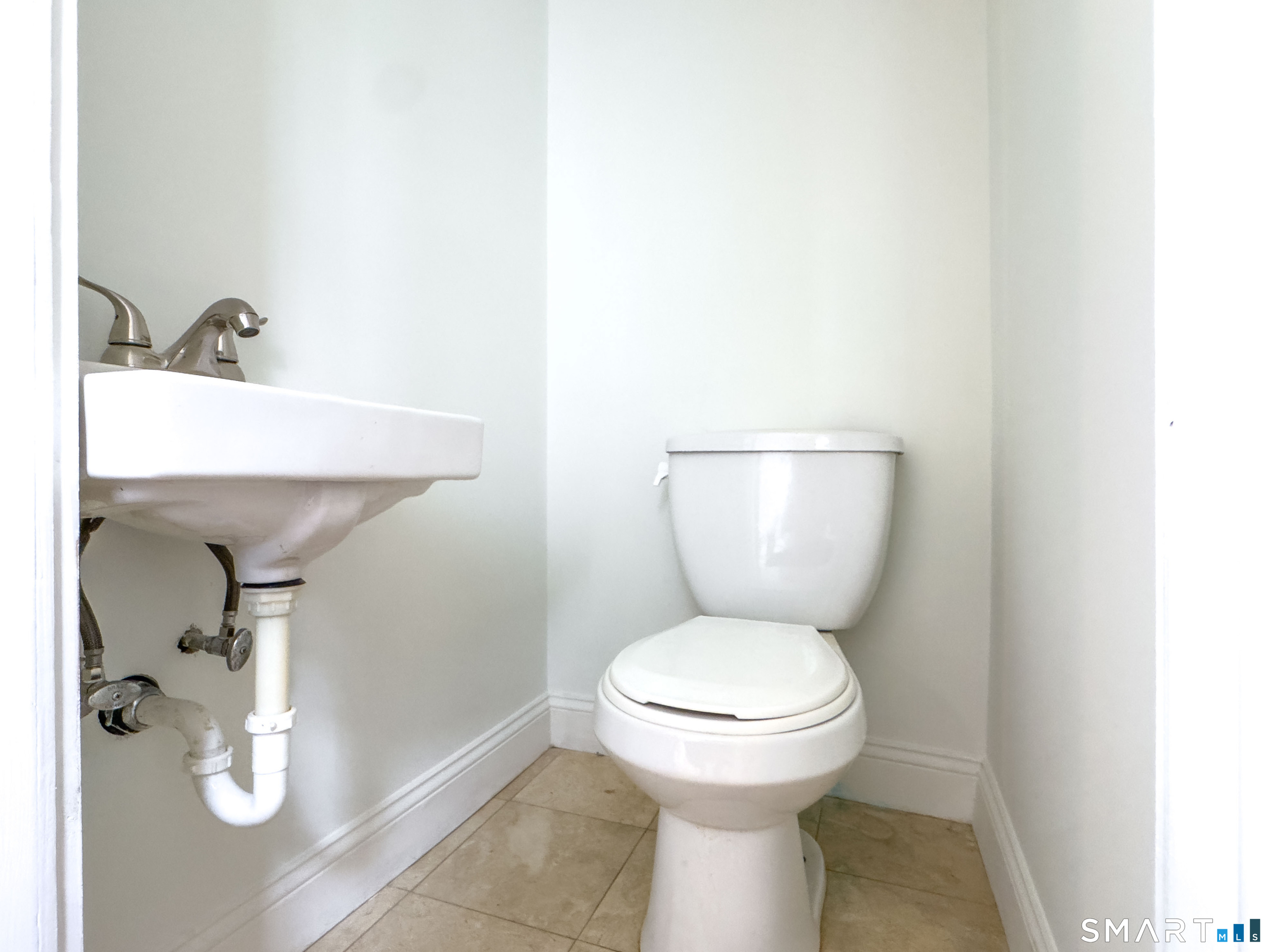 44 Quinsigamond Avenue Waterbury CT 06708