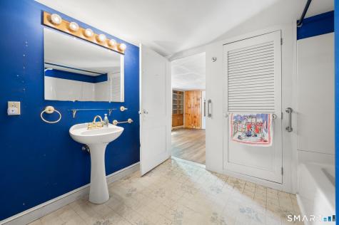 61 Joshuatown Road Lyme CT 06371