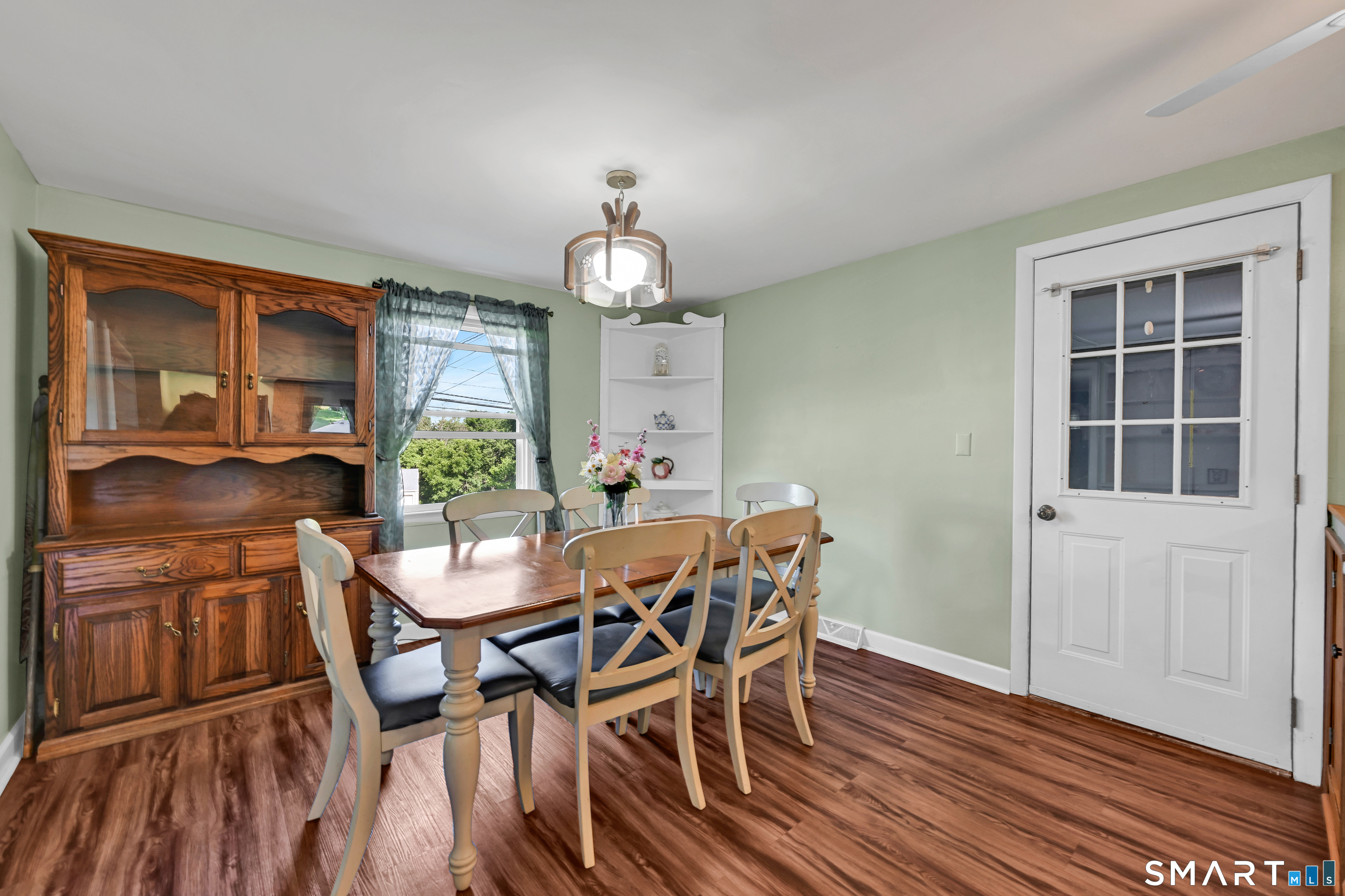 1611 Meriden Avenue Southington CT 06489