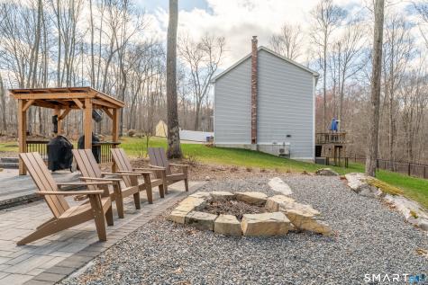 19 Chidley Way Ledyard CT 06339