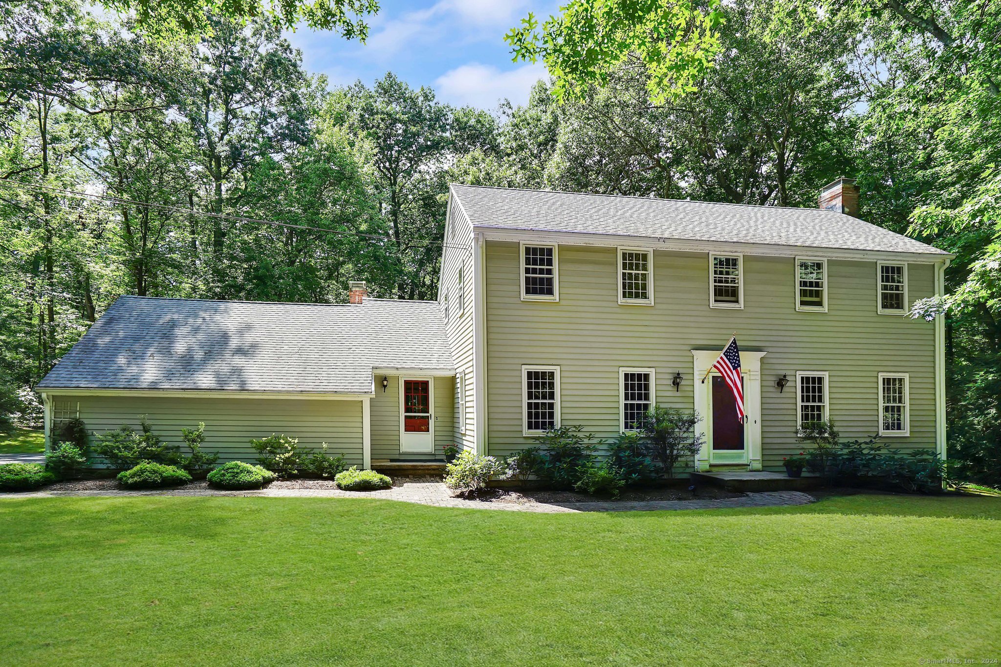 47 Laurel Lane Simsbury CT 06070