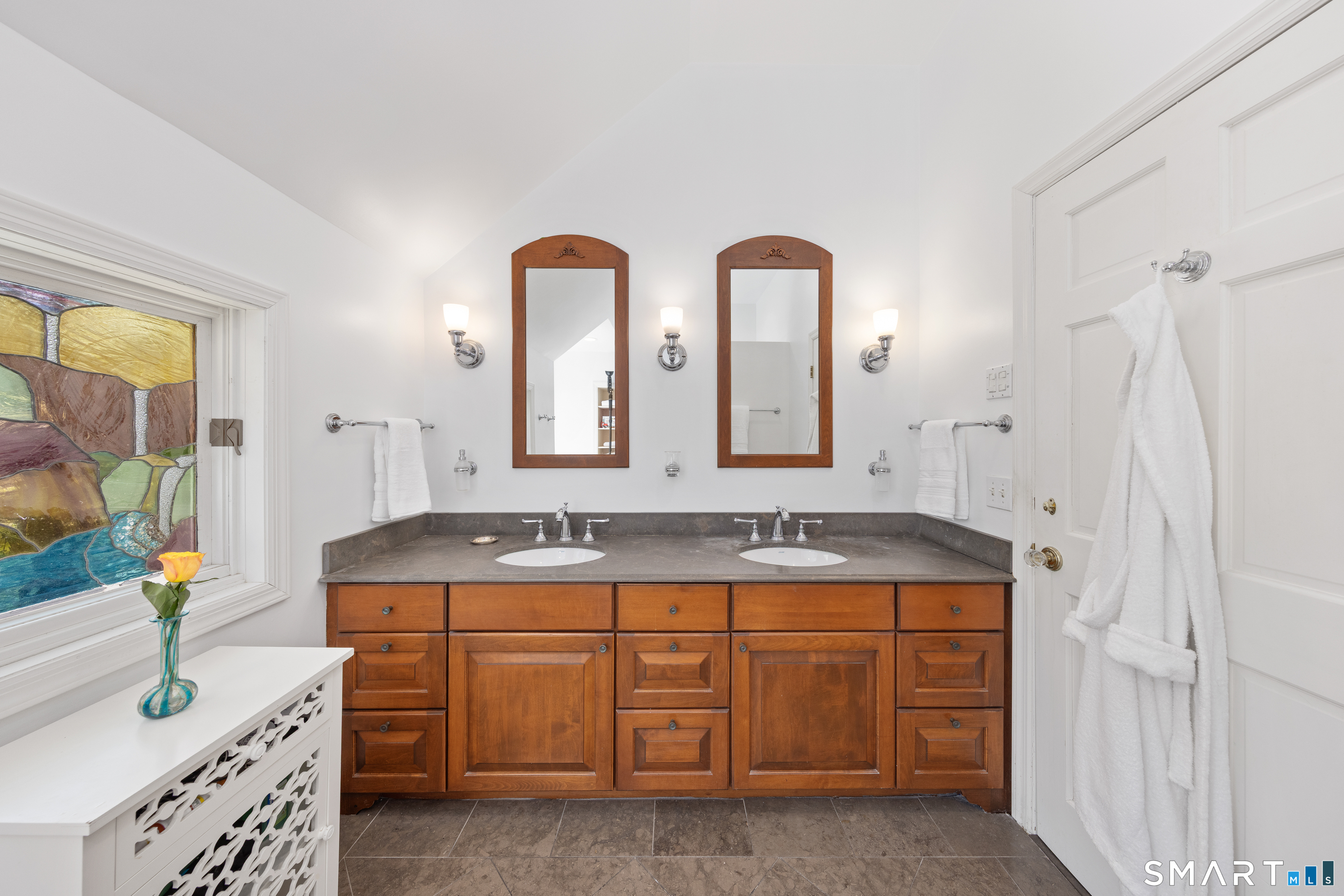 27 Crest Road Norwalk CT 06853
