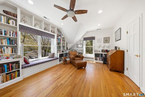 27 Crest Road Norwalk CT 06853