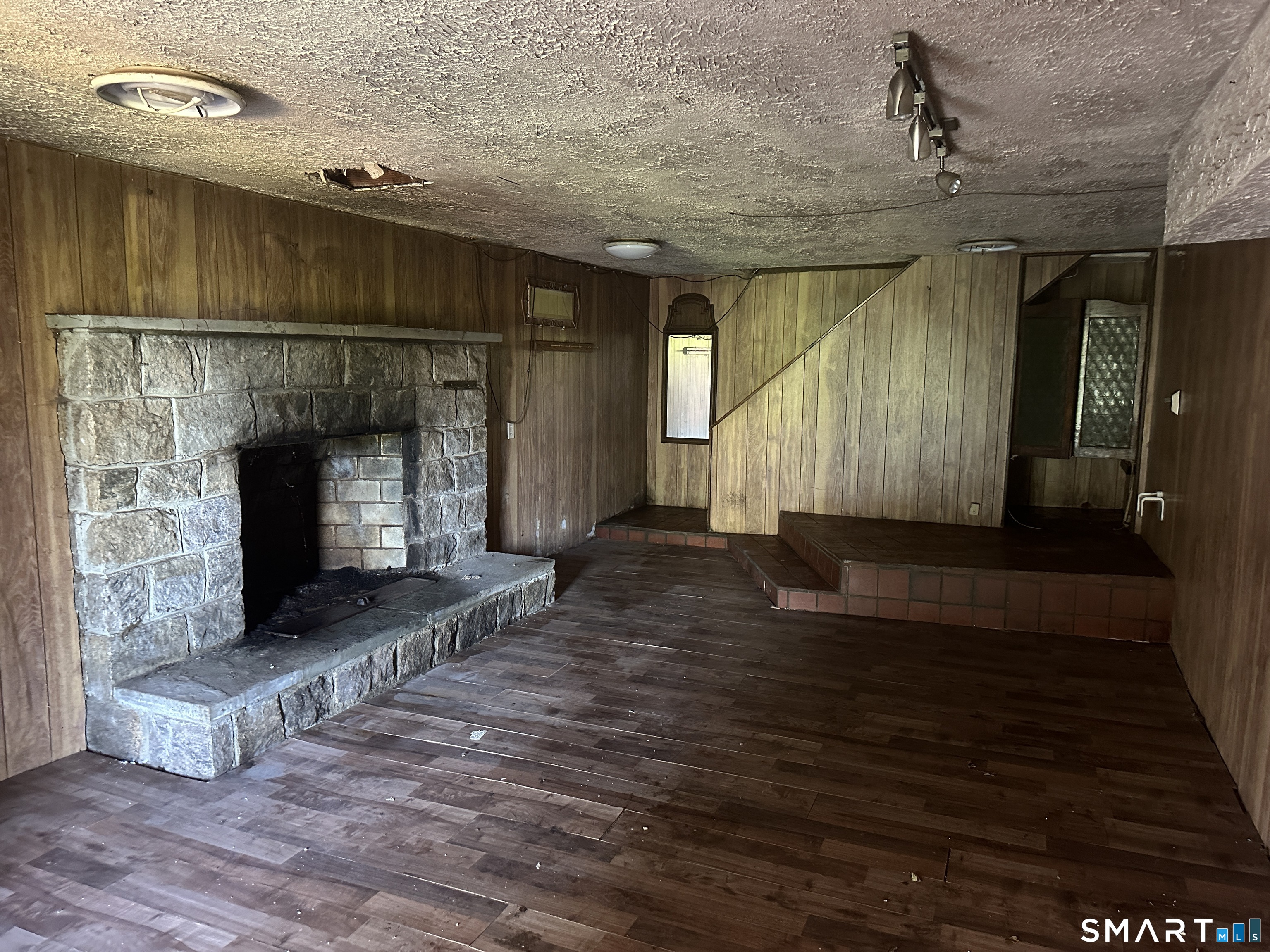 7 Harmon Drive New Fairfield CT 06812