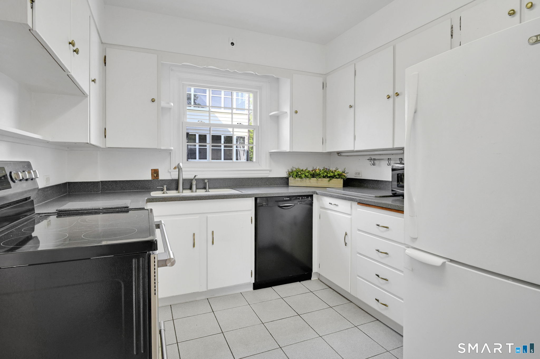 366 Fairfield Avenue Hartford CT 06114
