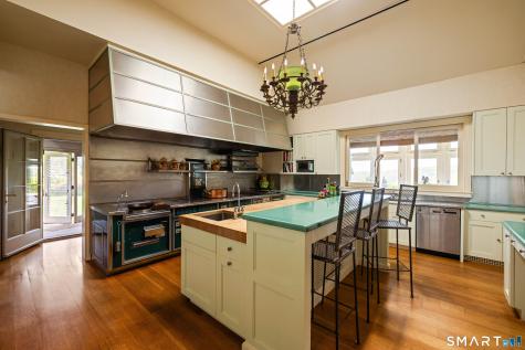 35 Raven Rock Road Roxbury CT 06783