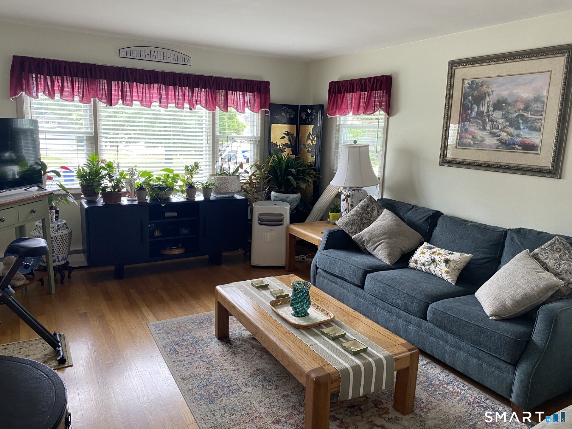 376 Fairview Avenue Bridgeport CT 06606