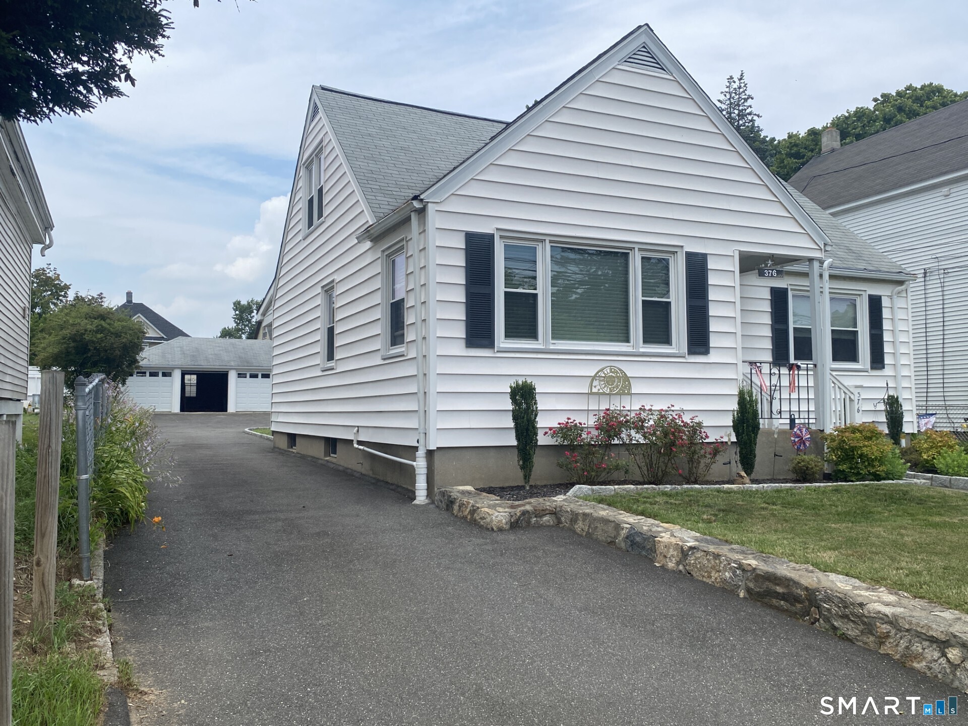 376 Fairview Avenue Bridgeport CT 06606