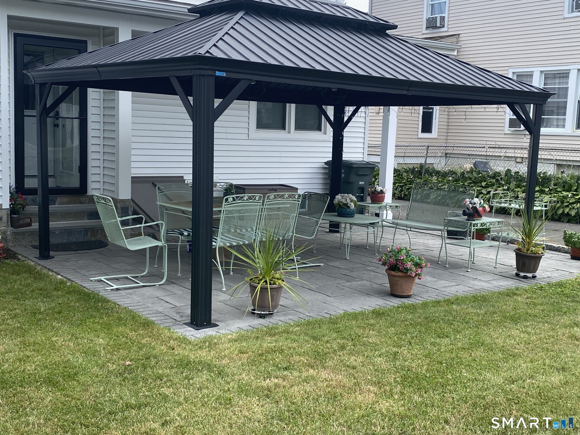 376 Fairview Avenue Bridgeport CT 06606