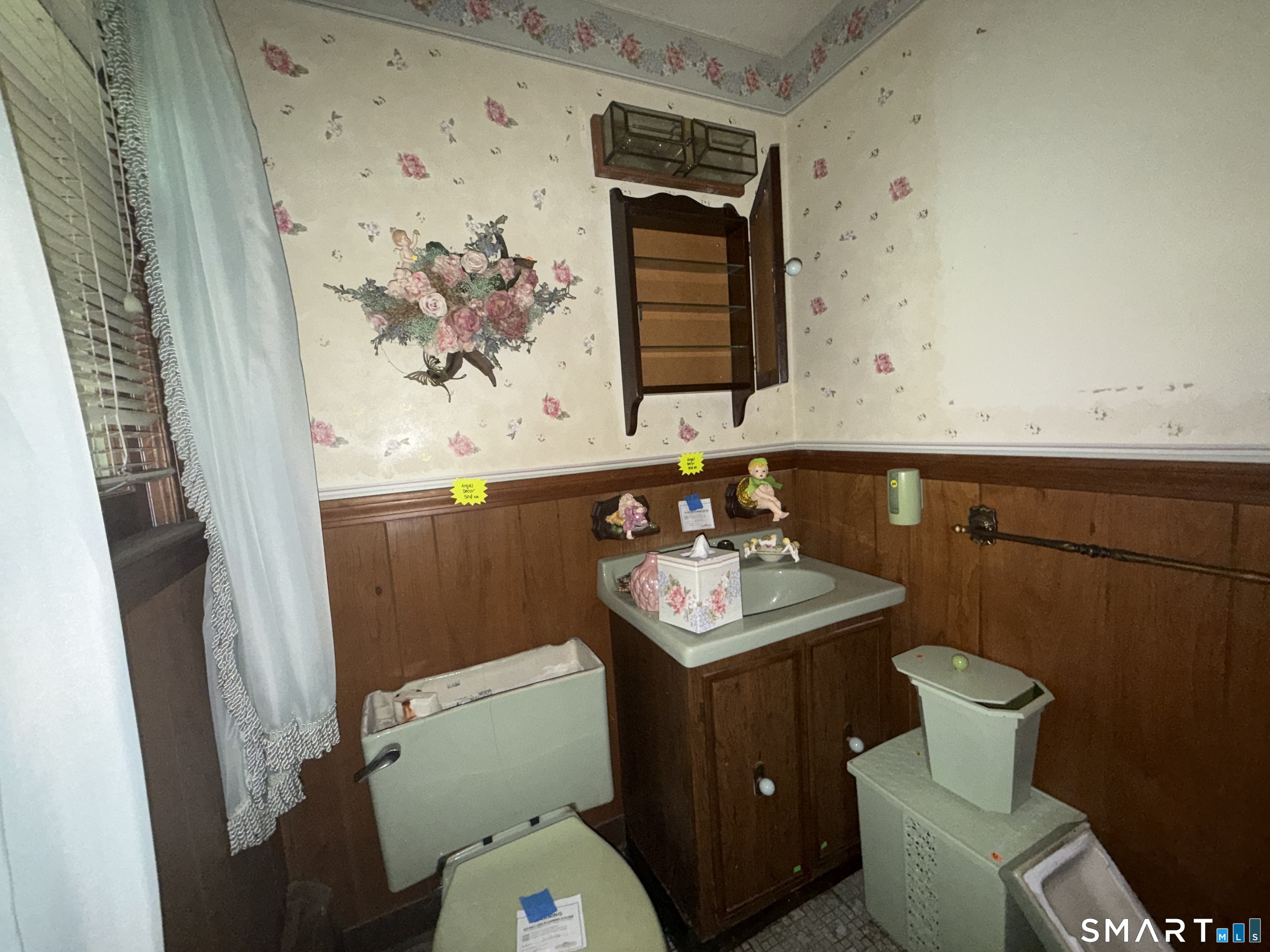 55 Metacomet Road Plainville CT 06062